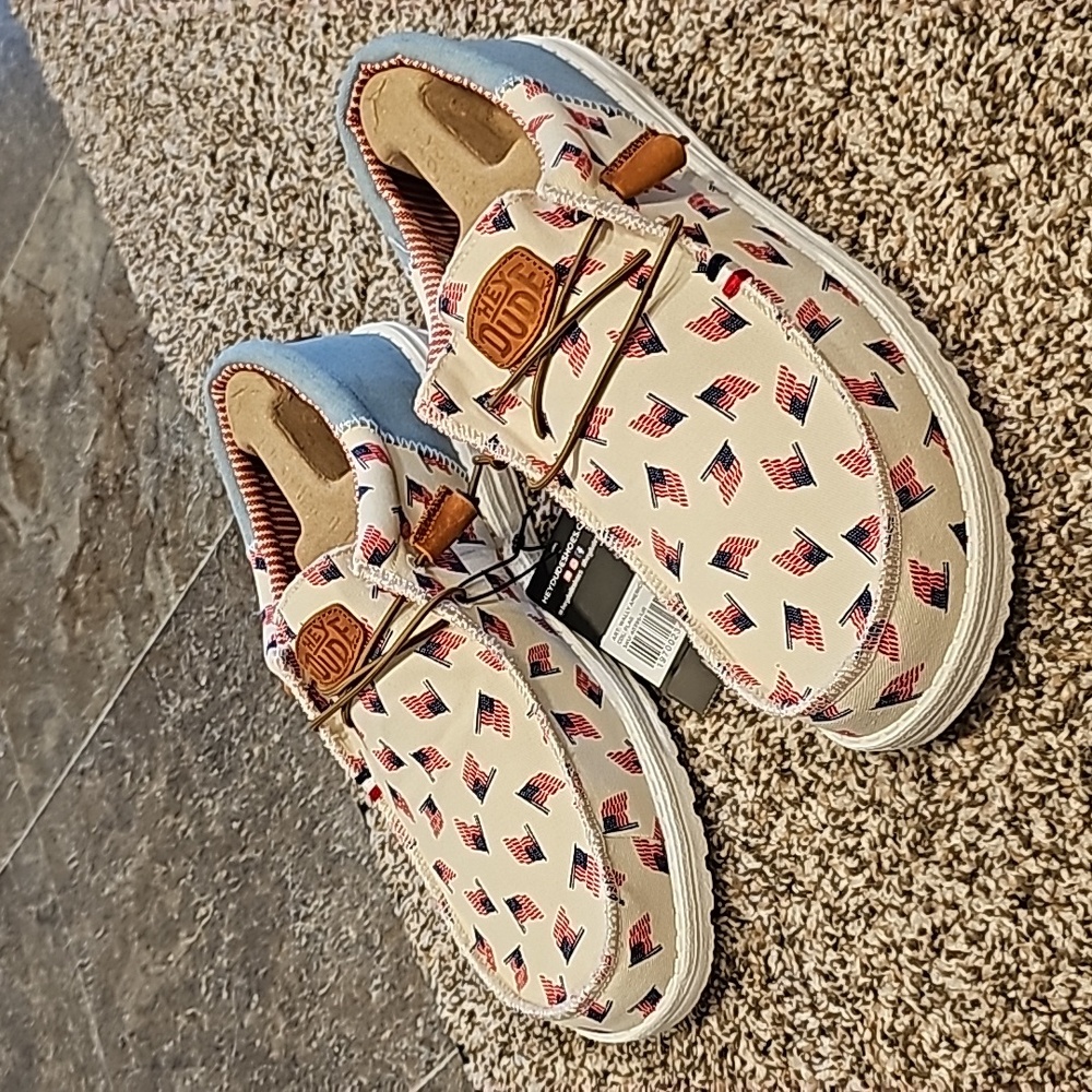 Men's Wally Americana Hey Dudes